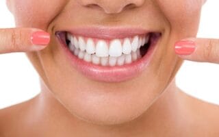 تركيب اسنان