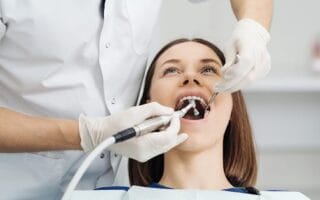 الحفاظ على بنية الأسنان