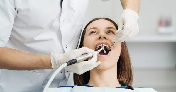 الحفاظ على بنية الأسنان