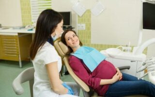 عناية الأسنان للحوامل