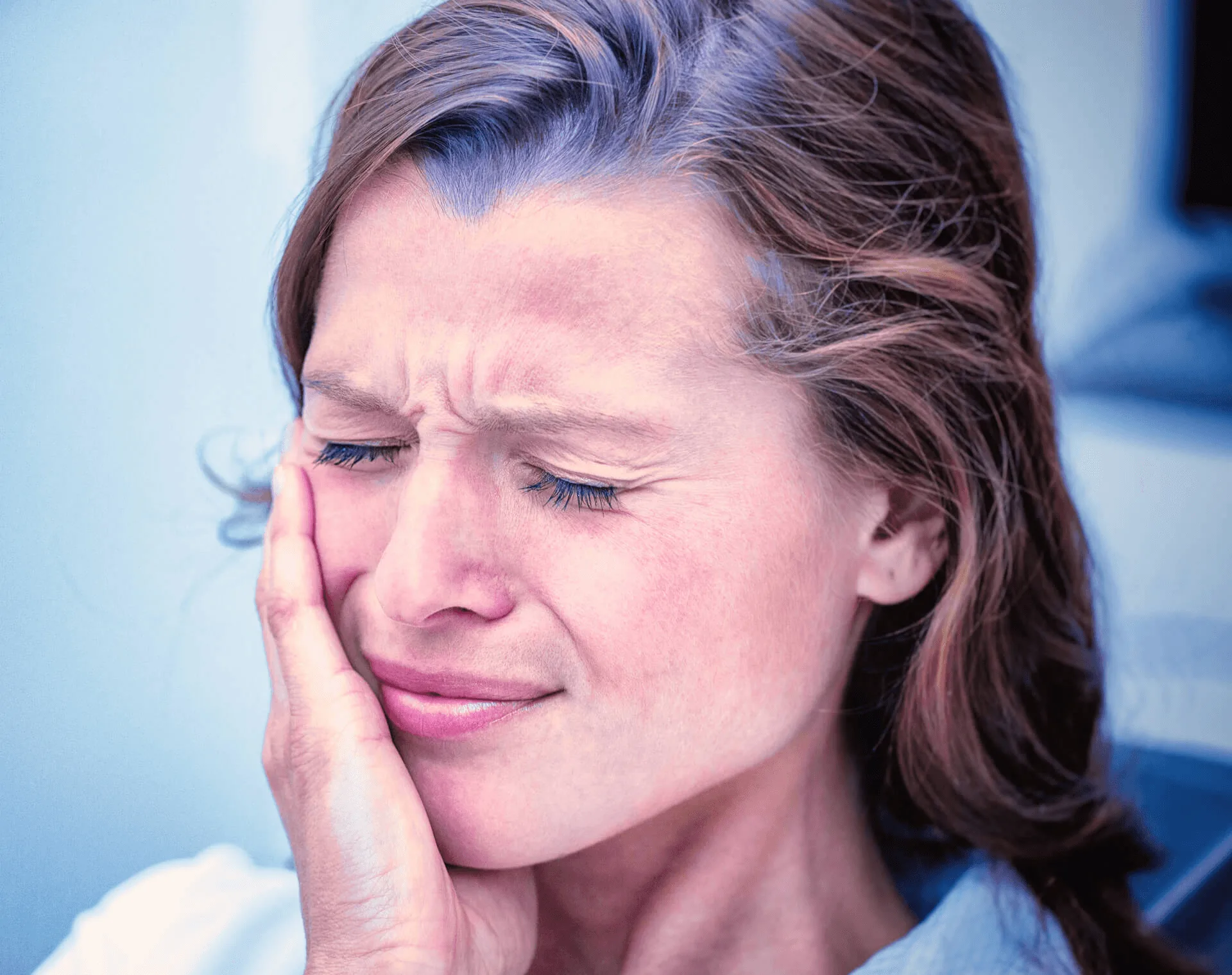 الألم بعد خلع ضرس العقل: دليل شامل للتعافي من الألم