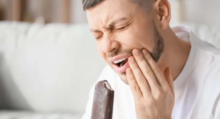سبب ألم الأسنان عند الأكل